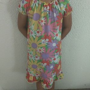 Kids floral nightgown